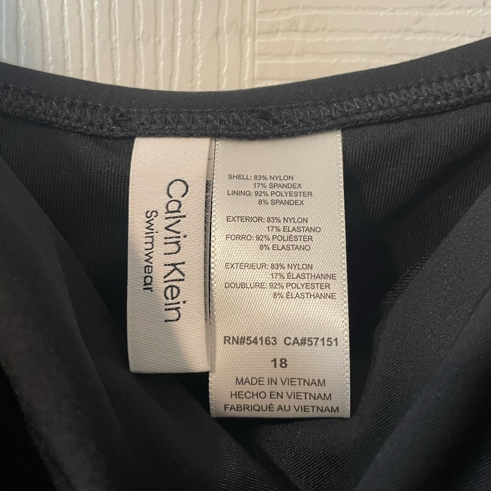 New Calvin Klein Black Ribbed One-Piece Swimsuit reg price $80 sz 18 - Picture 7 of 8